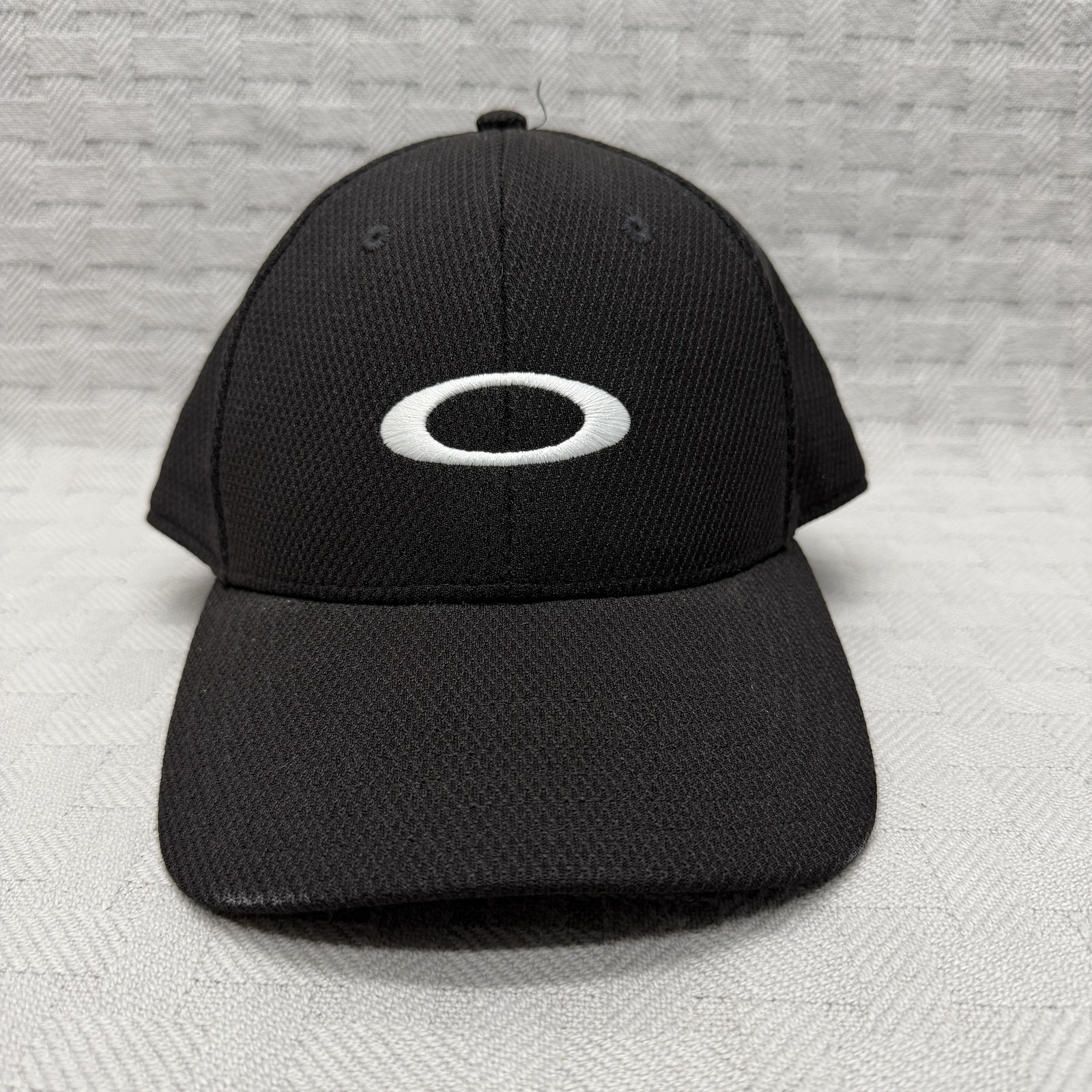 Oakley Hat Cap Strap Back Mens One Size Black Polyester Breathable Adjustable